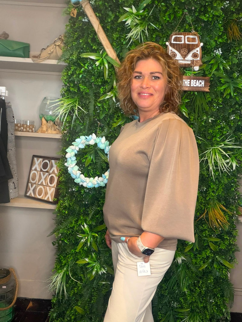Travel sweater taupe