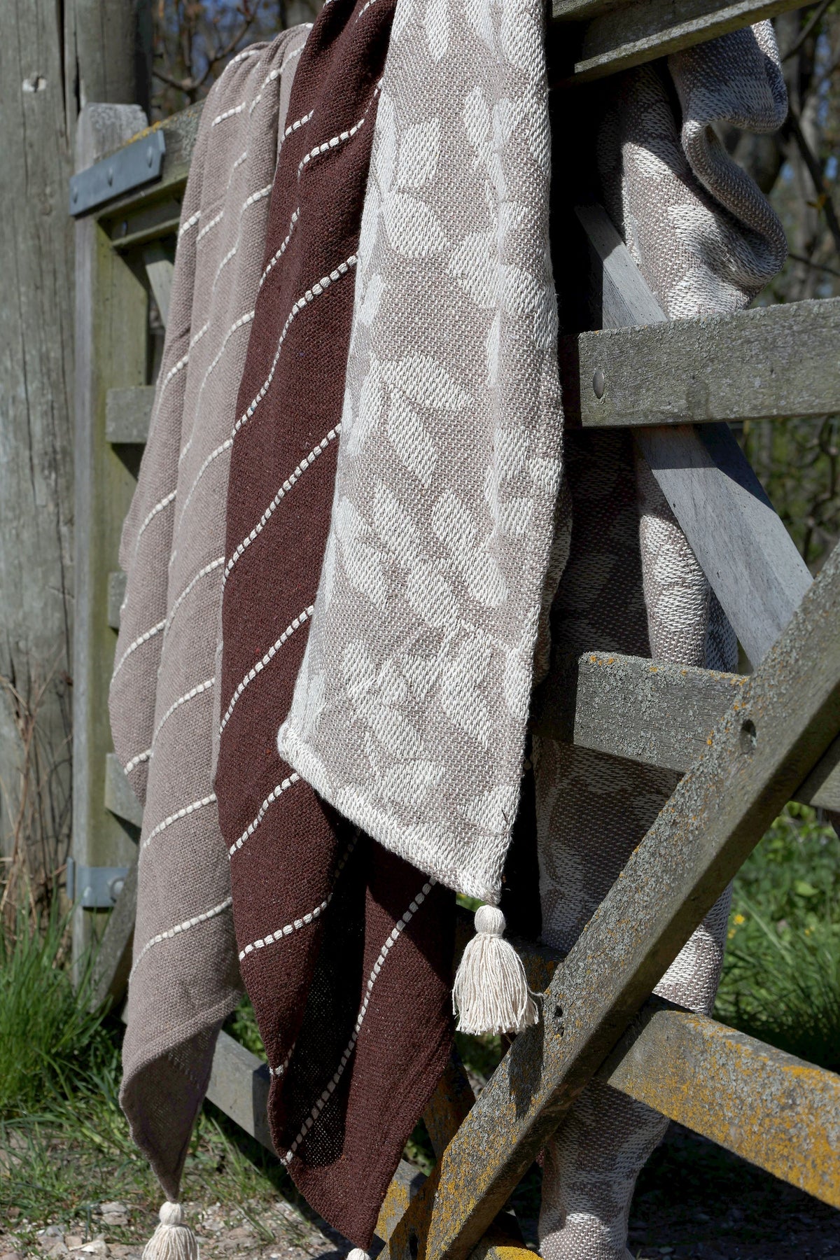 Aix Plaid Coffee 150 × 130 cm — afbeelding 3