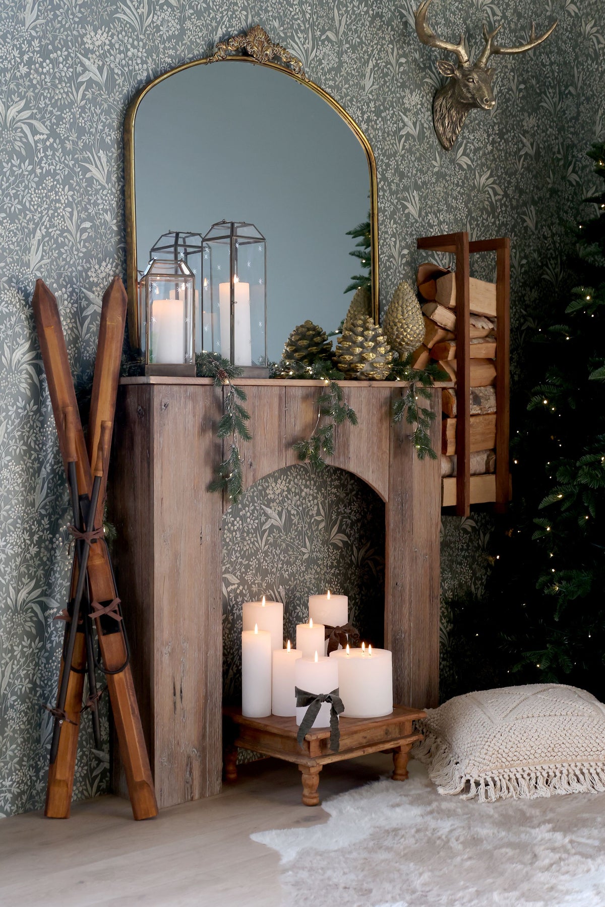 Vintage decoratieve ski’s met stokken van Chic Antique in naturel hout, 120 cm — afbeelding 3