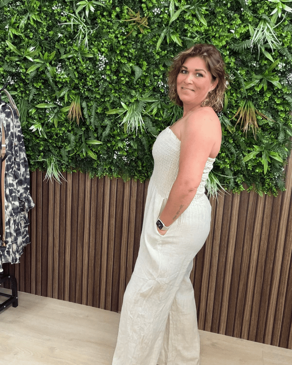 Jumpsuit Beige met Elastisch Bovenstuk - Velvory Fashion & Living