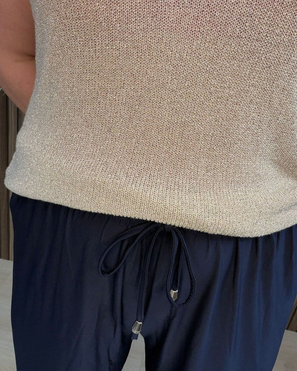 Soepelvallende Travel Broek Marine Blauw - Velvory Fashion & Living