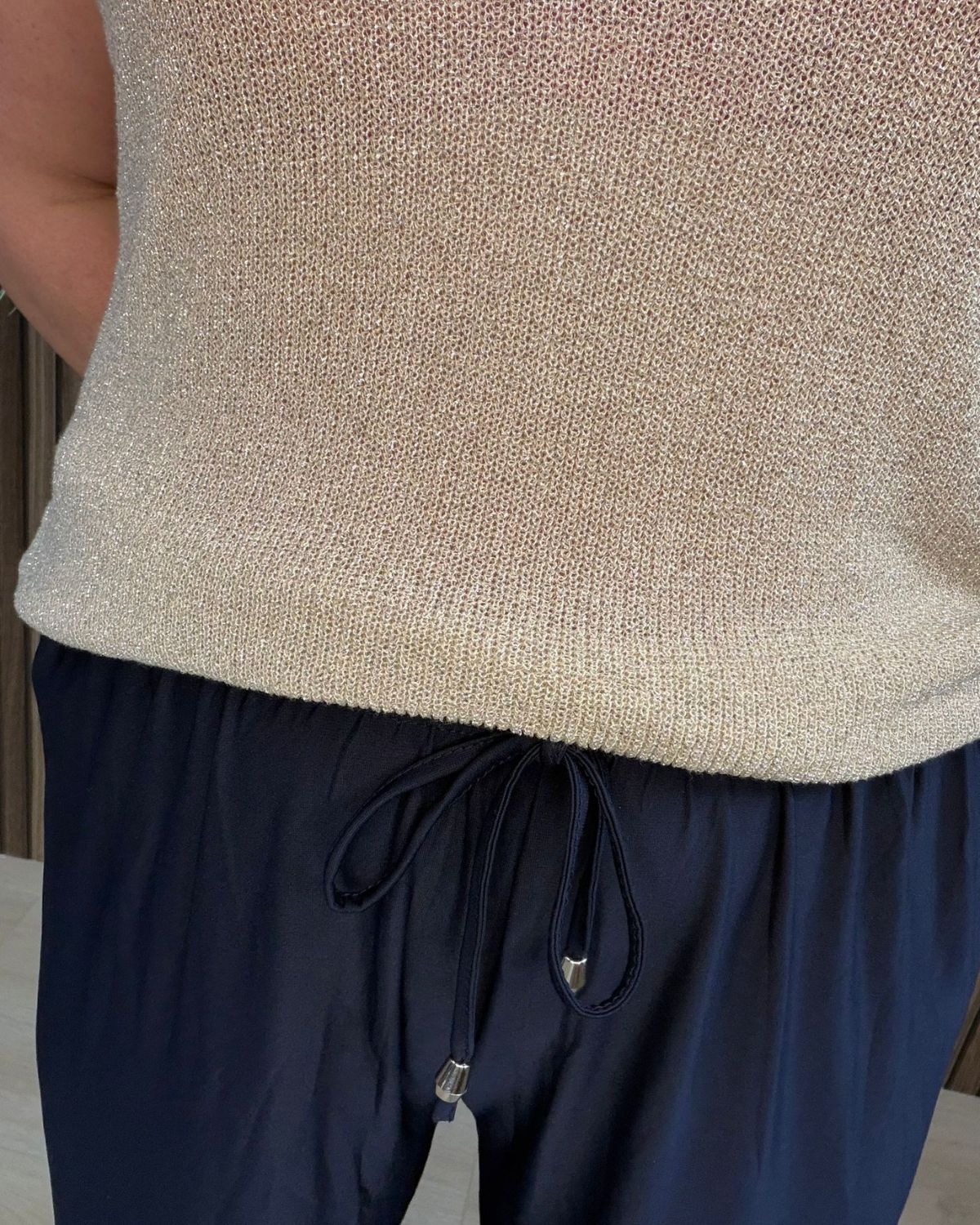 Soepelvallende Travel Broek Marine Blauw - Velvory Fashion & Living