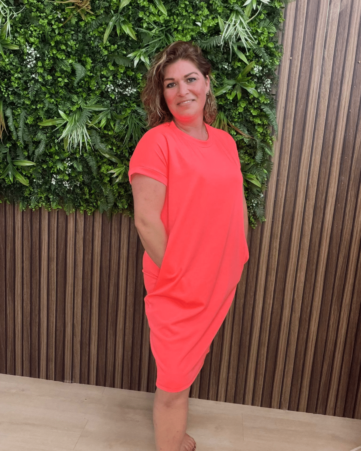 Traveljurk Neon Pink met Steekzakjes - Velvory Fashion & Living