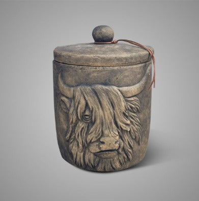 Decoratieve pot met deksel Scotty met hooglanderkop in reliëf, Majestic Brown, maat M, Ø17 x H22 cm